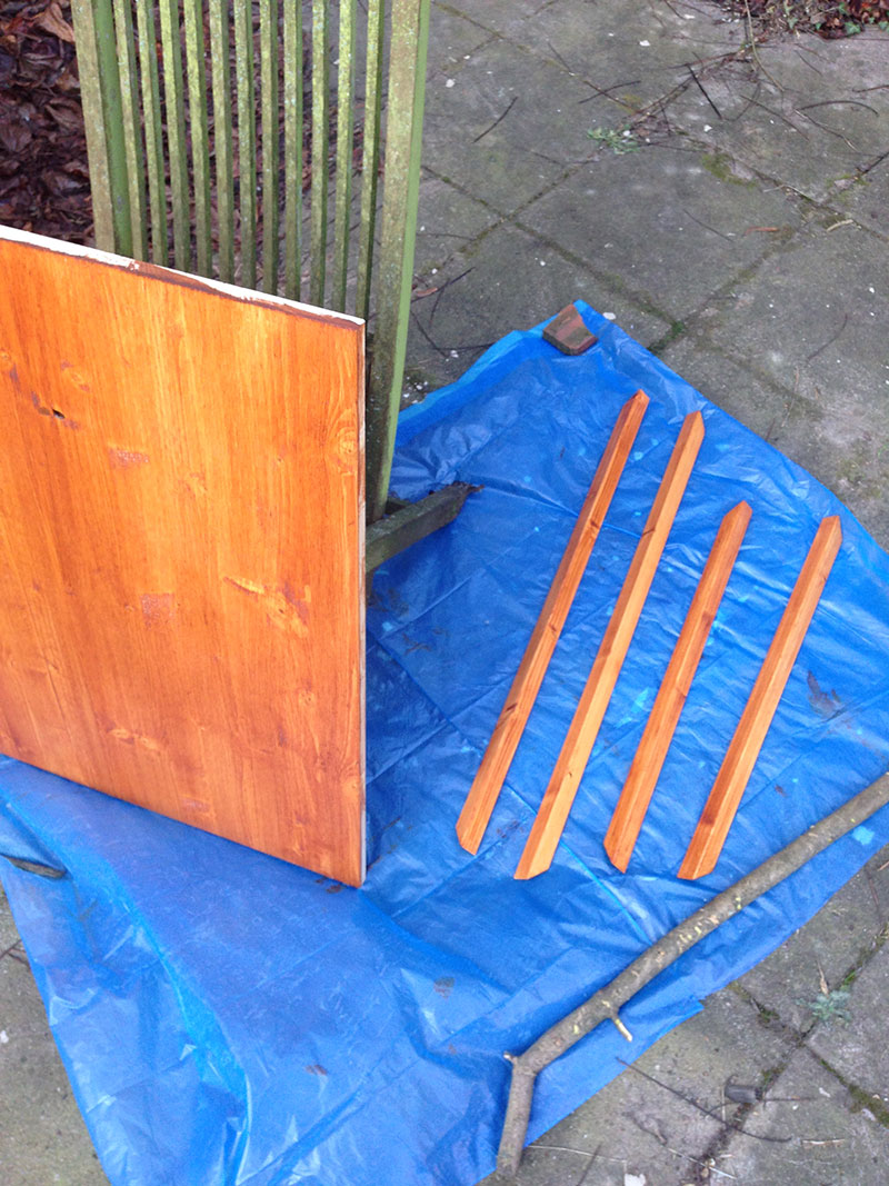 Anschließend mit mattem Sprühlack drüber.